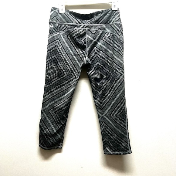 2/$15 Fabletics - Geometric Print Workout Leggings - Picture 5 of 6
